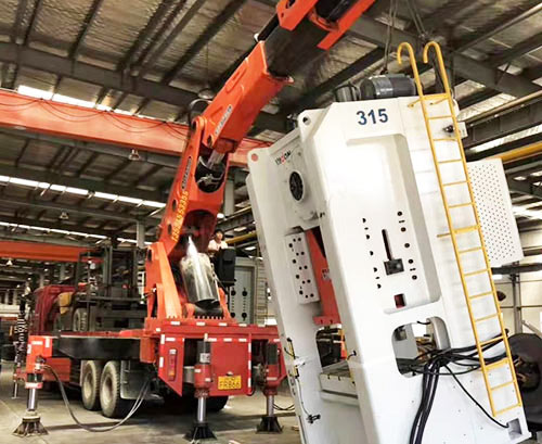 广平县提升工作效率，选择优质折臂吊租赁服务