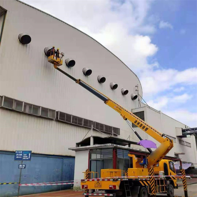 广平县高空作业车出租服务：专业广告牌安装解决方案